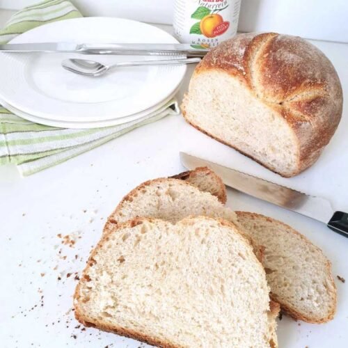 slices of bread - crumbshot, with rest of loaf - Kantonsbrot by BREADISTA
