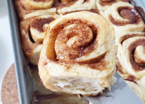single Cinnamon Roll - hold on flipper over Pan